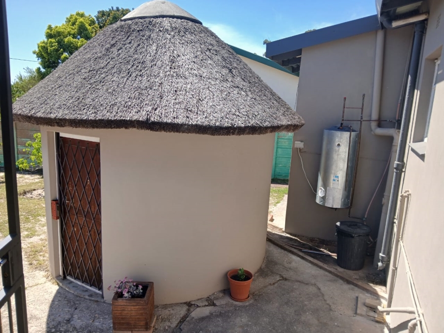 3 Bedroom Property for Sale in Albertinia Western Cape